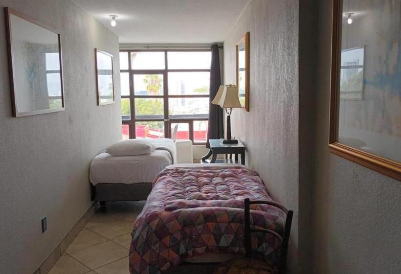 Пансион Panoramic Penthouse Downtown