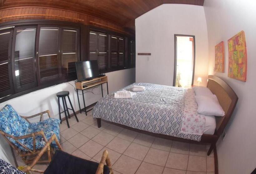 פנסיון Pousada Quintal !