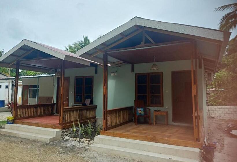 ペンション Renata Cottage