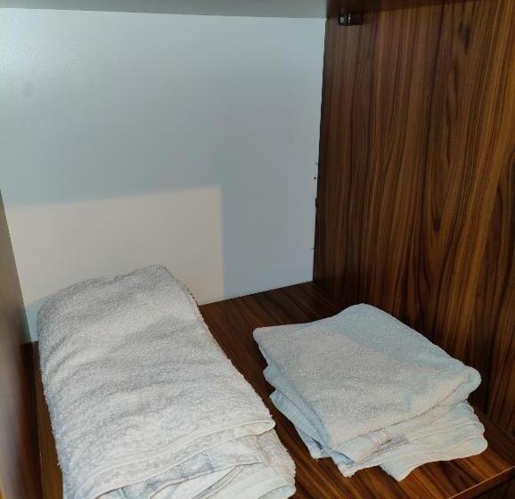 펜션 Sabiha Gökçen Airport Ensuıte Private Room