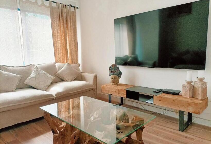 פנסיון Chakra House Fuerteventura   Affordable Rooms In A Cozy Guesthouse