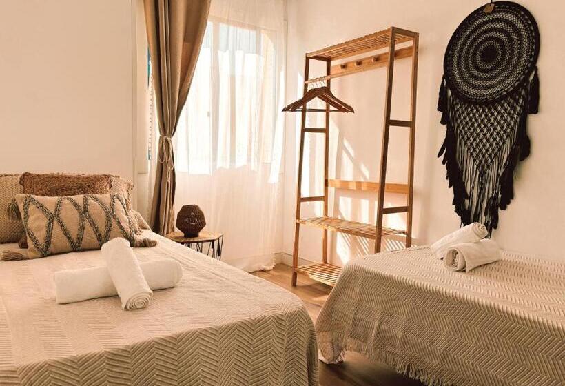 פנסיון Chakra House Fuerteventura   Affordable Rooms In A Cozy Guesthouse