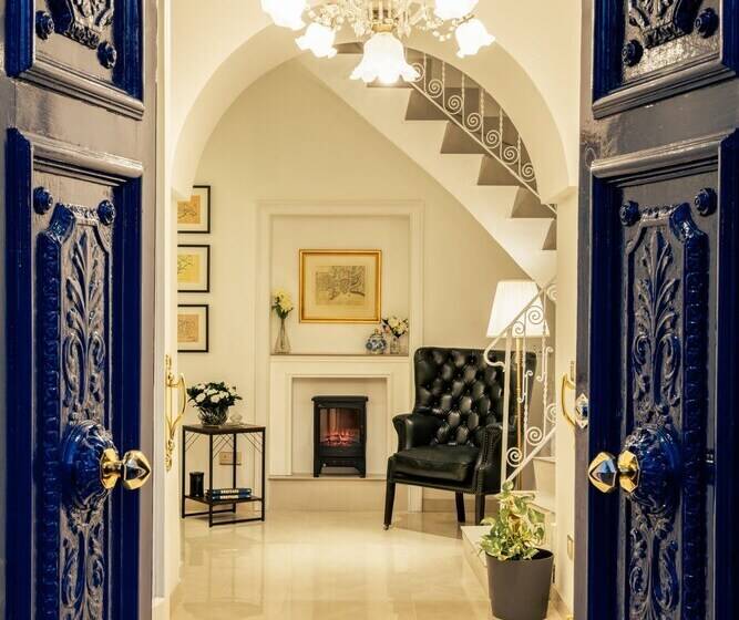 پانسیون Room In Guest Room   The 10 Square   A Townhouse Situated In The Heart Of Siggiewi Village Square