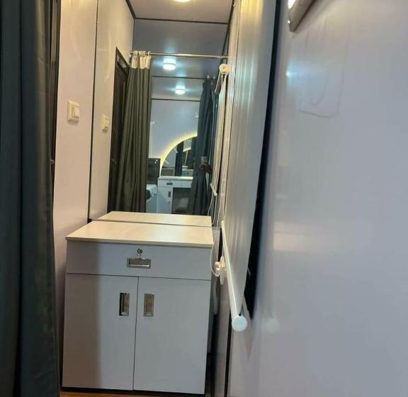 פנסיון The Croft Container Stay