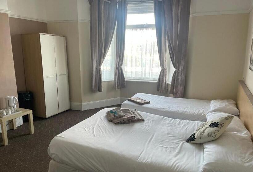 膳宿费 The Waterside