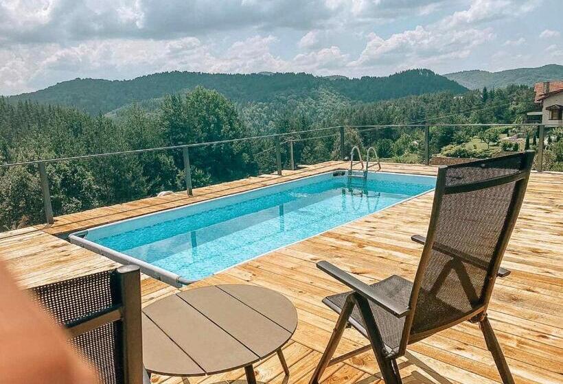 بنسيون Vila Ivan