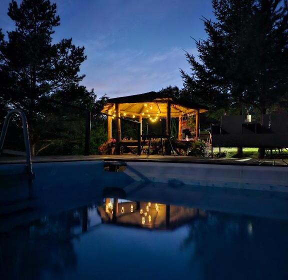 بنسيون Vila Ivan