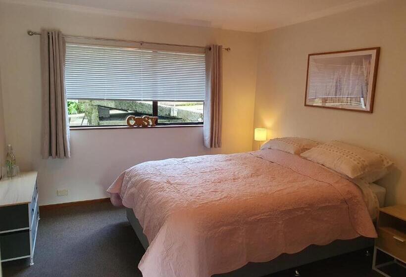 پانسیون Warm Private Homestay Local To Dunedin