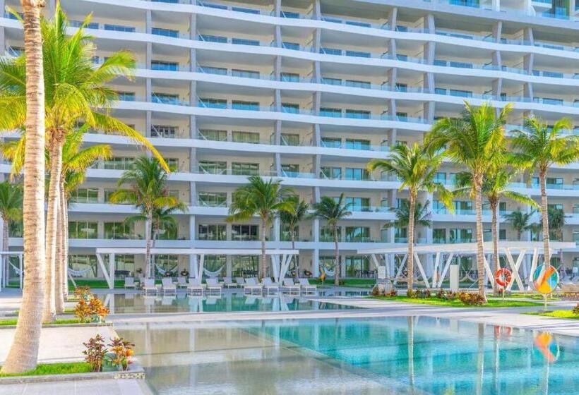 渡假胜地  Garza Blanca Cancun