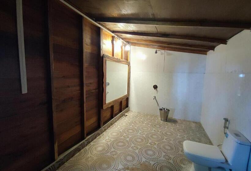 منتجع Sea Front Cottage Little Khola