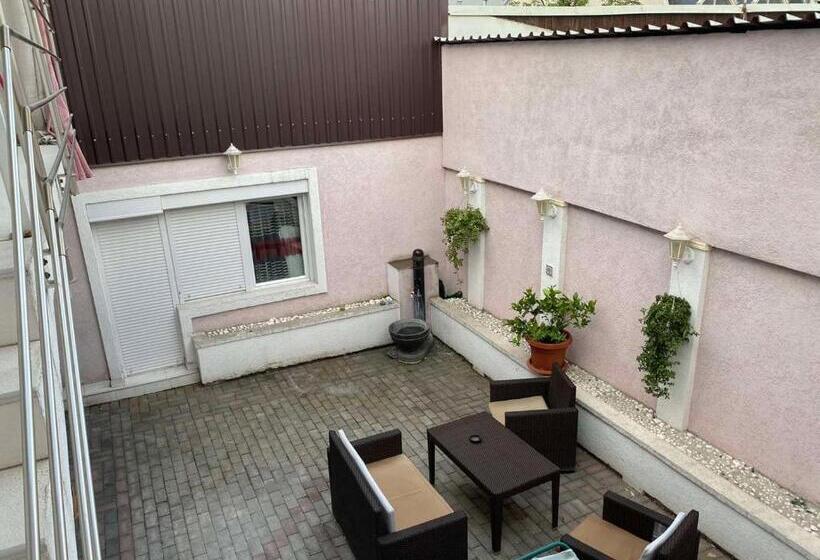 هاستل Skopje Motel