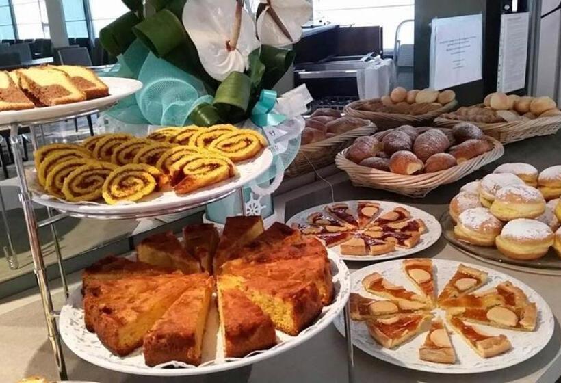 The Bergamo West Motel