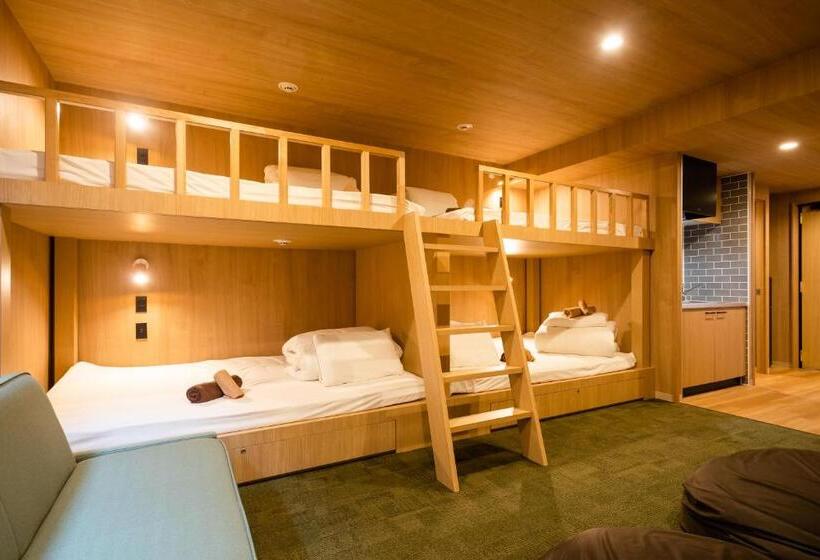 The Bonds Hotel Tokyo