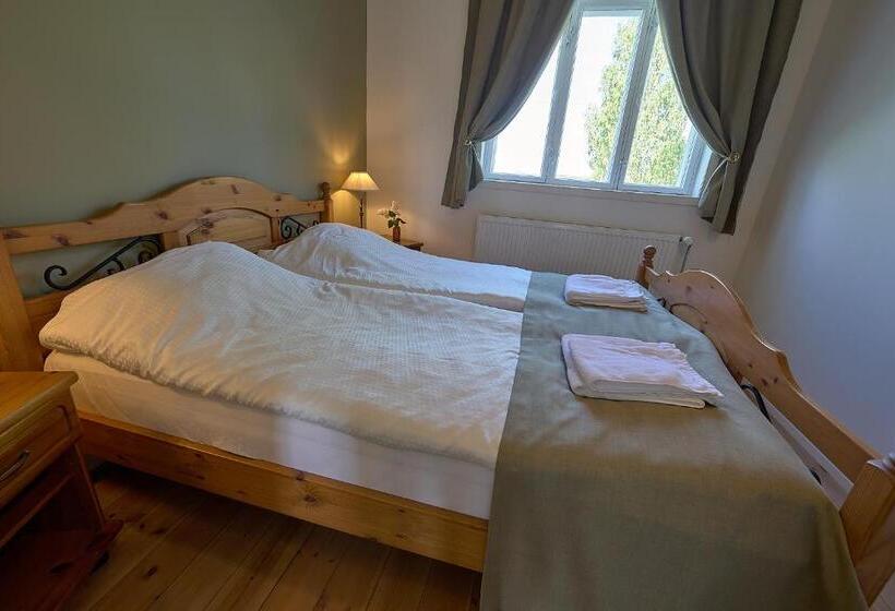 övermark Bed & Breakfast