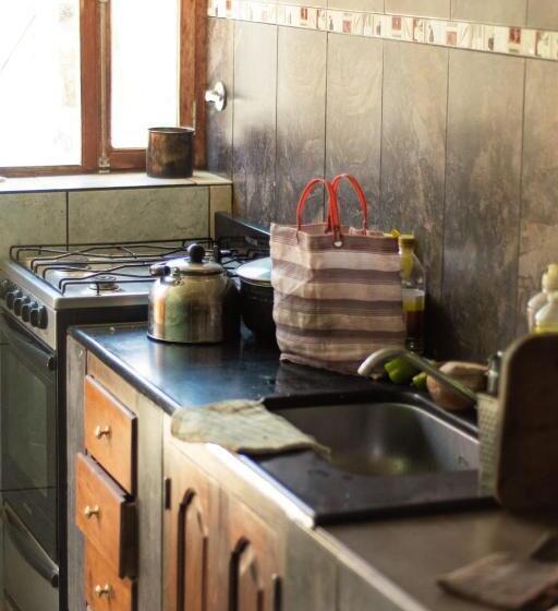 Acusi Hostel Camping