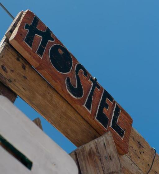 Acusi Hostel Camping