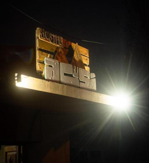 Acusi Hostel Camping