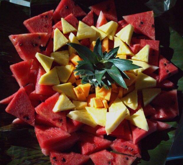 הוסטל Ditsowou Lodge & Tours