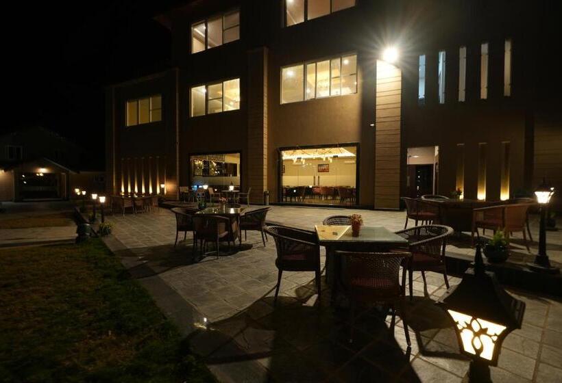 Antaraal Resort & Spa A Village Resort