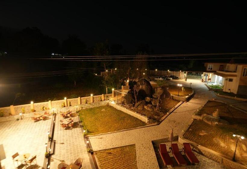 Antaraal Resort & Spa A Village Resort