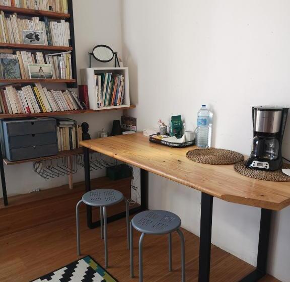 צימר Bnb 4 Personnes 5 Mn Métro Bourg Entrée Et Sdb Indépendantes