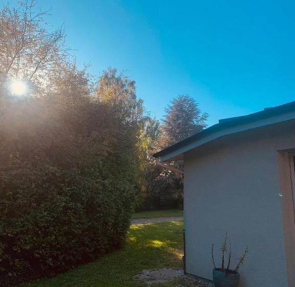 مبيت وإفطار Chambre D’hôtes Le Prieuré