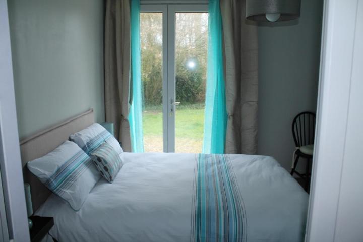 مبيت وإفطار Chambre D’hôtes Le Prieuré