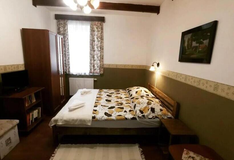 צימר ódon Panzió