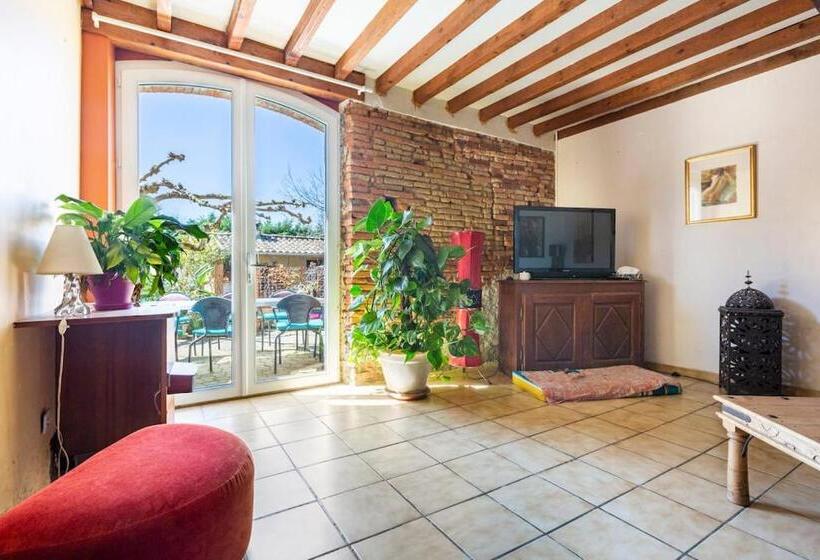 مبيت وإفطار Escapade Dans La Campagne Toulousaine