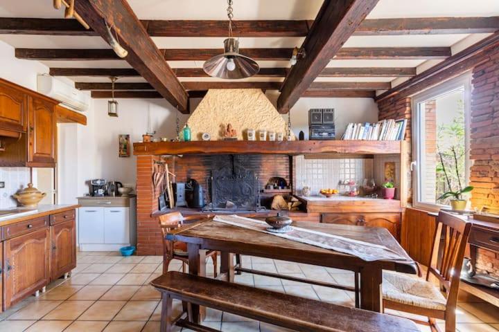 مبيت وإفطار Escapade Dans La Campagne Toulousaine