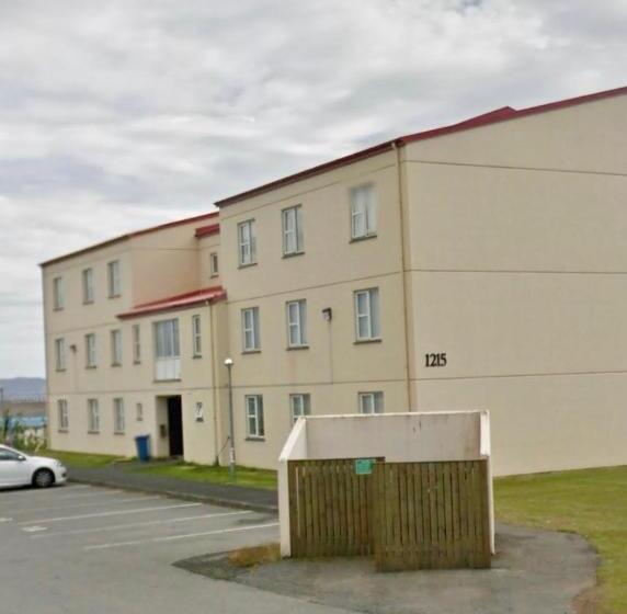 تختخواب و صبحانه G 1215 Apartment