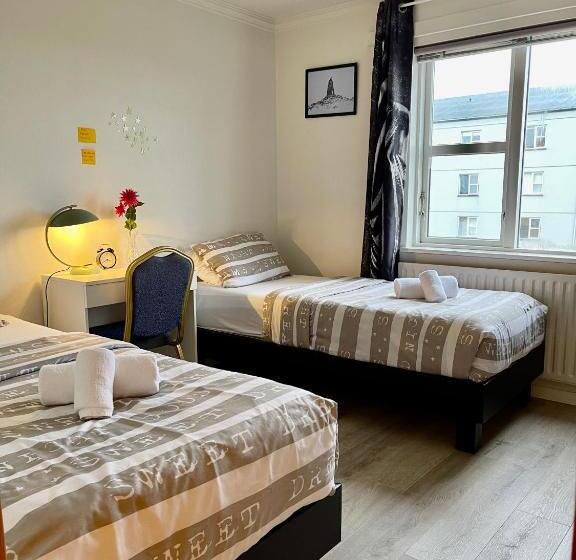 تختخواب و صبحانه G 1215 Apartment