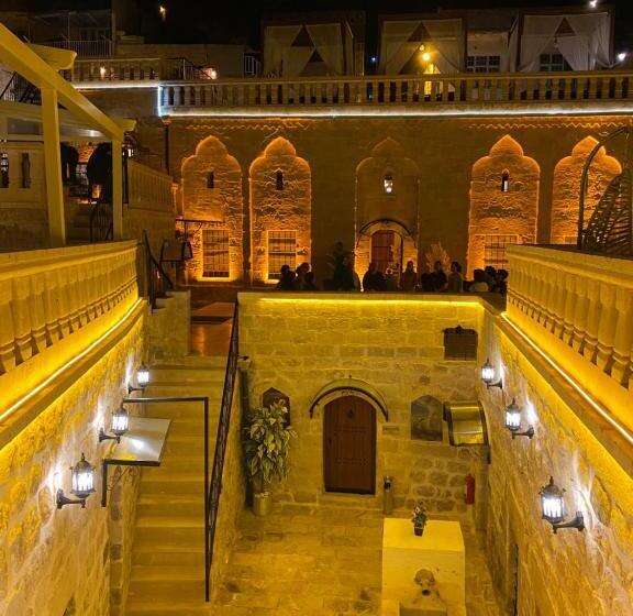 تختخواب و صبحانه Hanedan Konağı Butik Otel Deluxe Traditional Double Room With Turkish Bath Kurşunlu