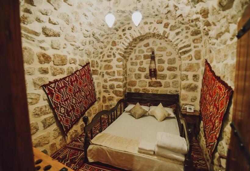 تختخواب و صبحانه Hanedan Konağı Butik Otel Deluxe Traditional Double Room With Turkish Bath Kurşunlu