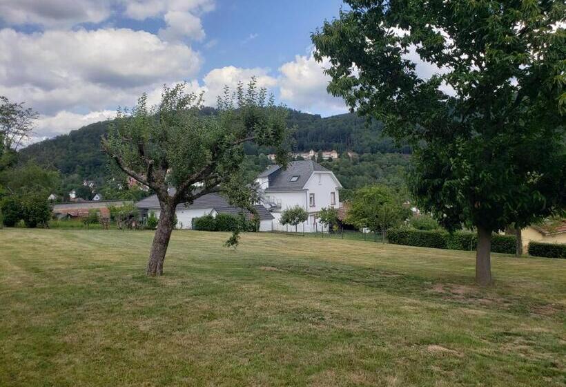 مبيت وإفطار Le Souplex D Anaïs