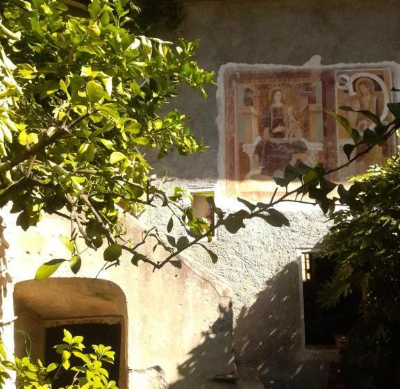 مبيت وإفطار Nonna Anita