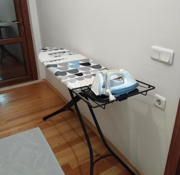 ベッドアンドブレックファースト özçelik Apartmanı