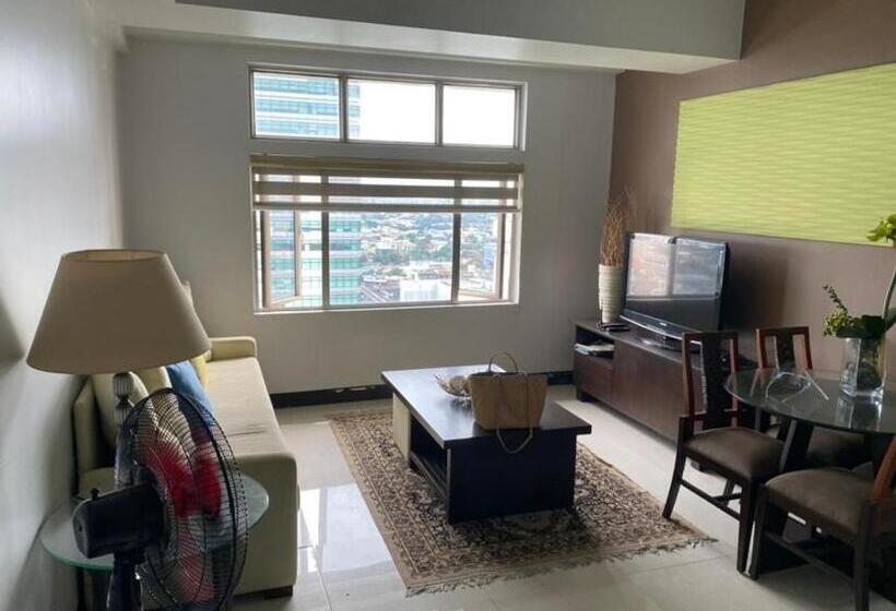 Cozy & Spacious 3br Unit In Manhattan Parkview Tower2