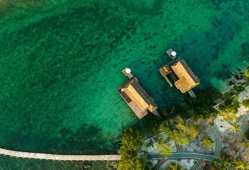 Full Moon Island Resort