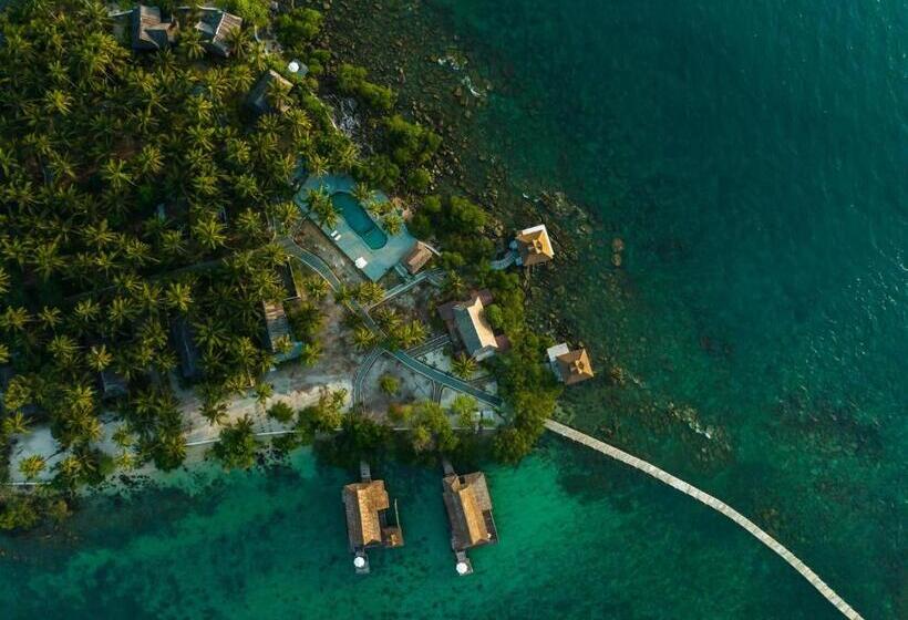 Full Moon Island Resort