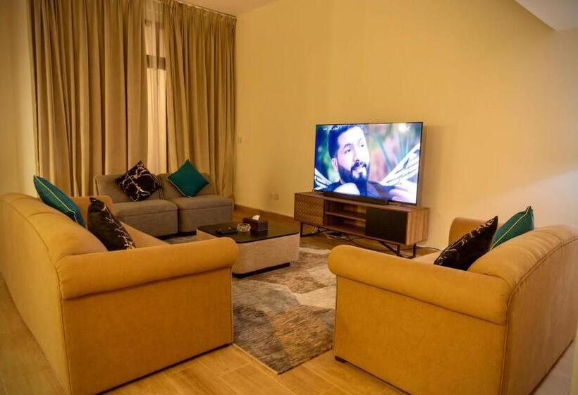 Ghodran Hotel And Resort