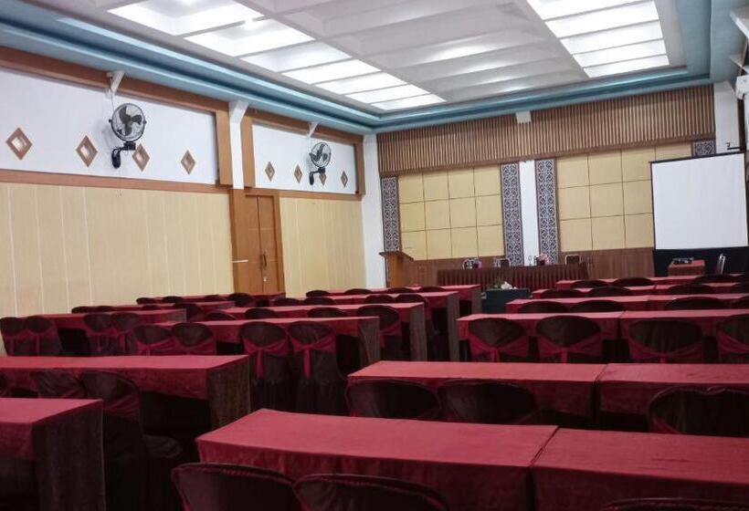 Grand S Kuntum Hotel Syariah