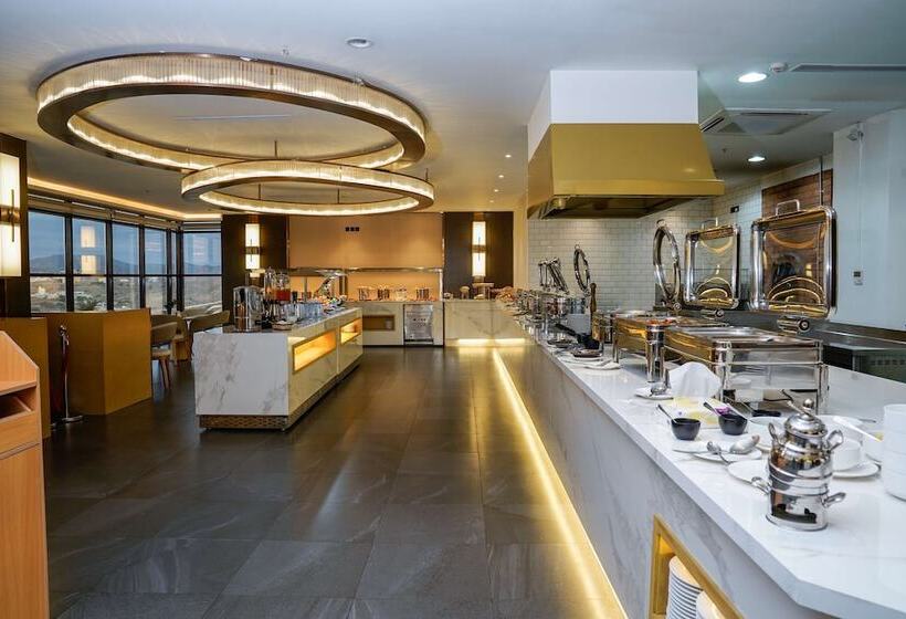 酒店 Best Western Plus Danat Almansak