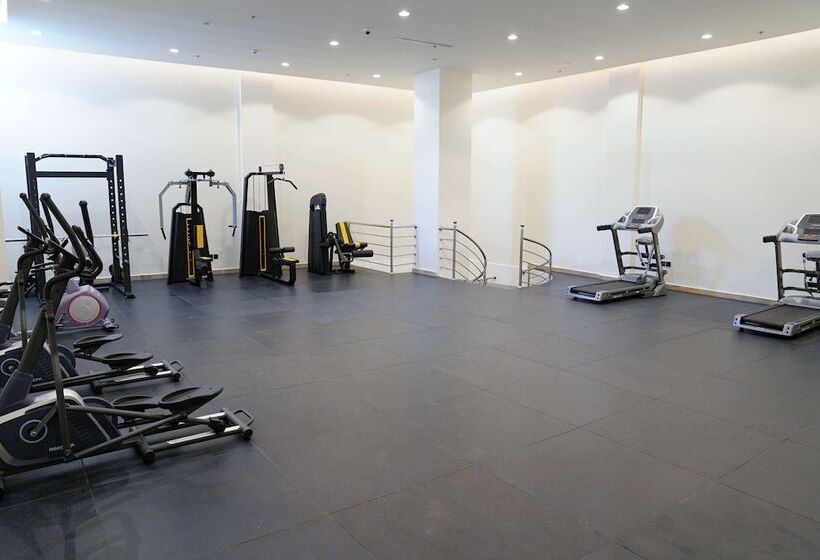 酒店 Best Western Plus Danat Almansak