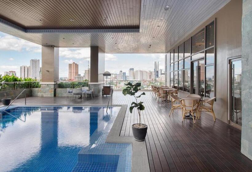 Отель Citadines Roces Quezon City