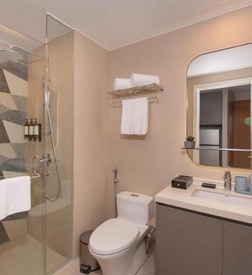 Отель Citadines Roces Quezon City