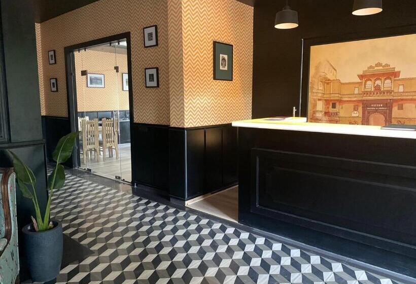 هتل City Connect By Downtown Udaipur