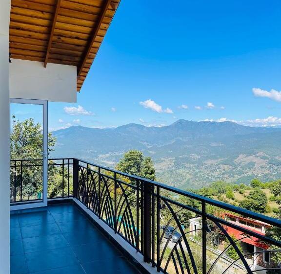 ホテル Colonels Paradise