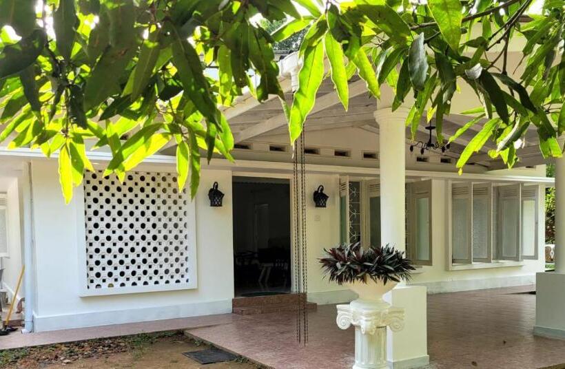 호텔 Darling & Caroling Villa