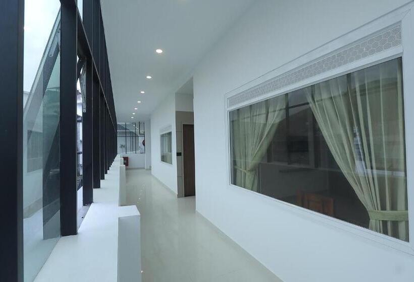 酒店 Dream Suite, Kattappana